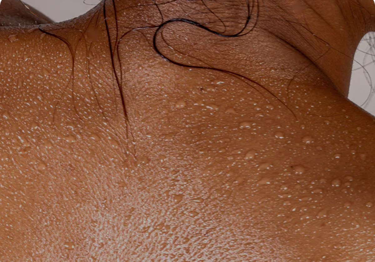 How Red Light Therapy Works for Skin Rejuvenation (At-Home Guide)